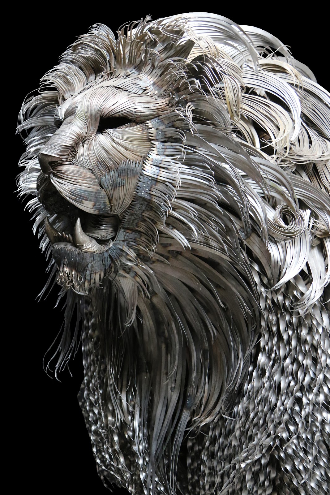 alt=" Steel Lion Statue Kali By Selçuk Yilmaz